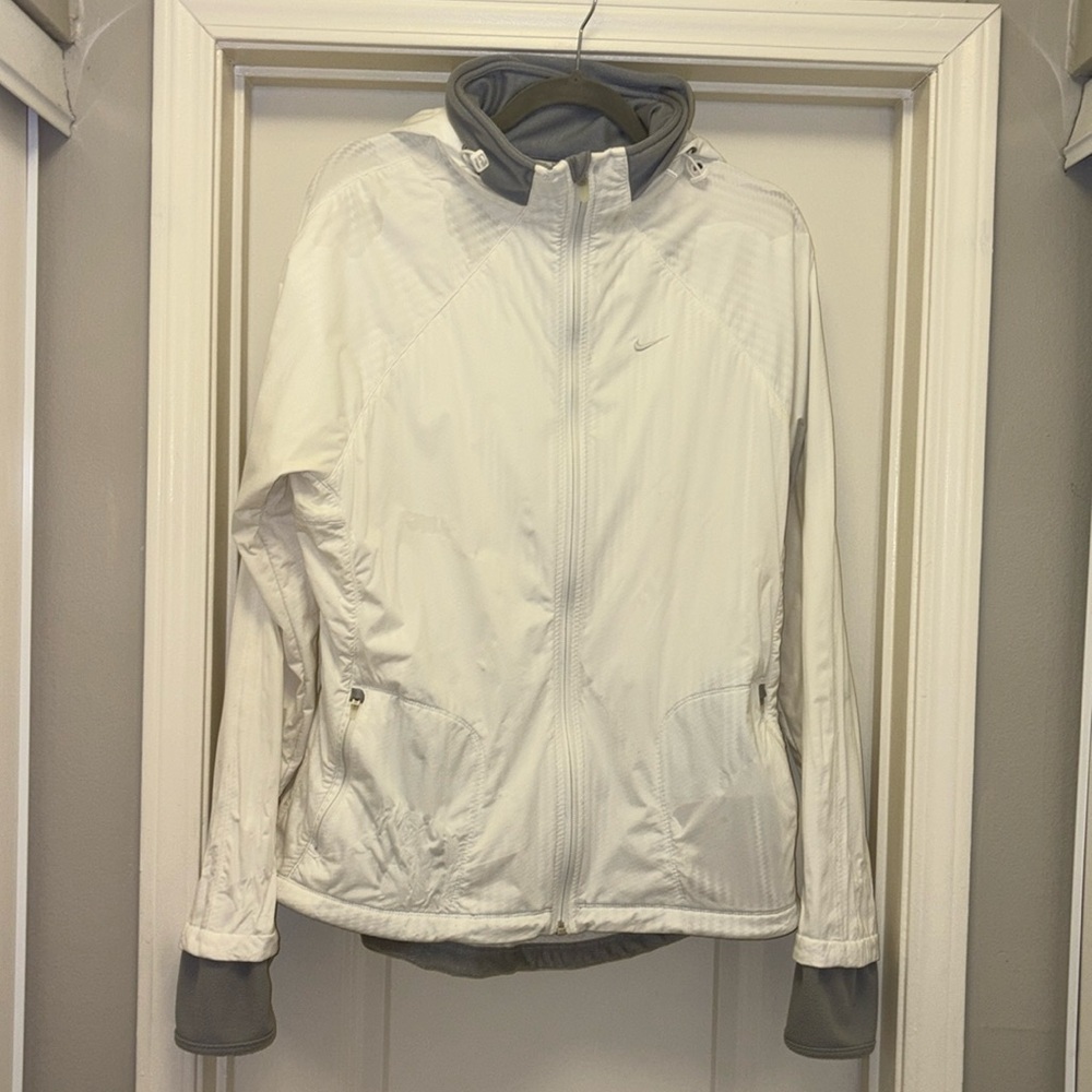 White Nike Windbreaker with hood XL